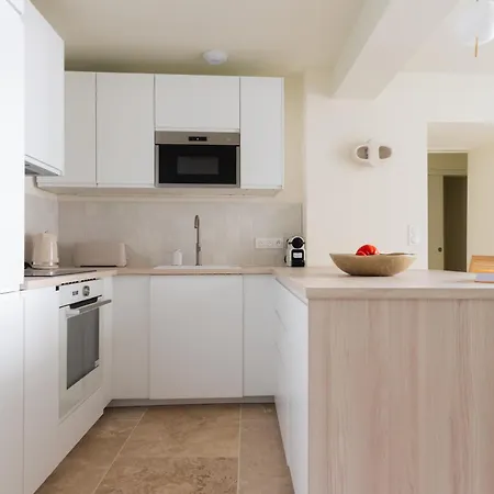 Appartement 2 Pièces D'architecte Face Aux Thermes *