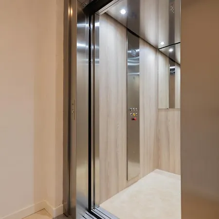 2 Pièces D'architecte Face Aux Thermes Bagnères-de-Bigorre